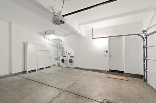 9530 Compass Point Dr, San Diego CA 92126-8527 exterior