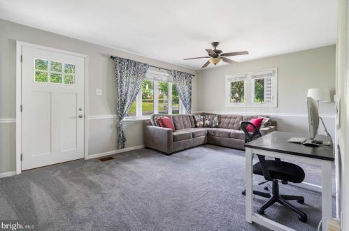 1009 Willow St, Southampton PA  18966-3435 exterior