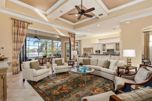 6428 Costa Cir, Naples FL  34113-1700 exterior