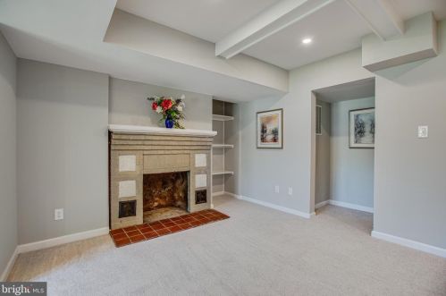 10600 Woodland Dr, Fredericksburg VA  22407-7759 exterior