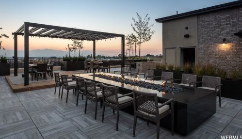 2250 Murray Holladay Rd, Salt Lake City UT  84117-5310 exterior