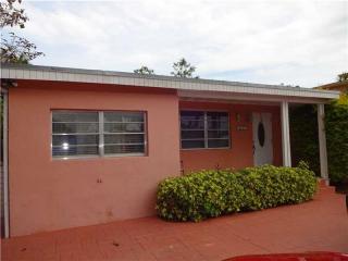 3415 89th Ave, Miami, FL 33165-4237