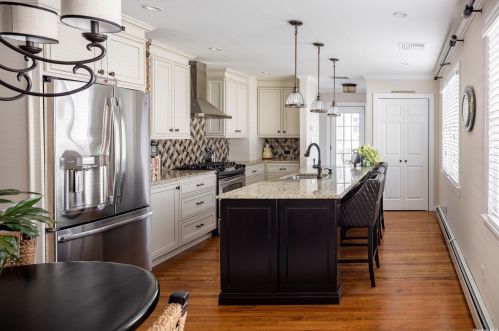 30 Swezey St, Canaan Lake NY  11772-4126 exterior