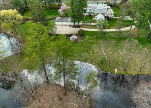 432 Belden Hill Rd, Wilton, CT 06897-3827