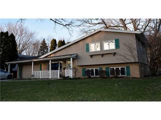 1029 Cherry St, Perrysburg, OH 43551-1615