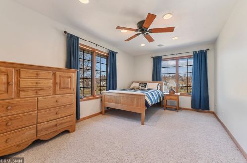 1306 16th Ave, Columbus MN  55025 exterior