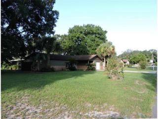 2330 Creek Side Dr, Lakeland, FL 33811-1438