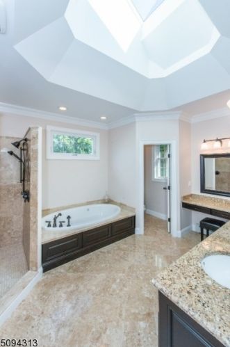 17 Kennedy Rd, Greystone Park NJ  07950-2311 exterior