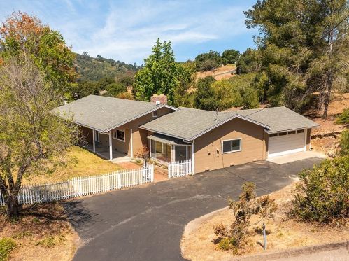 1179 Antler Dr, Pismo Beach, CA 93420-4901