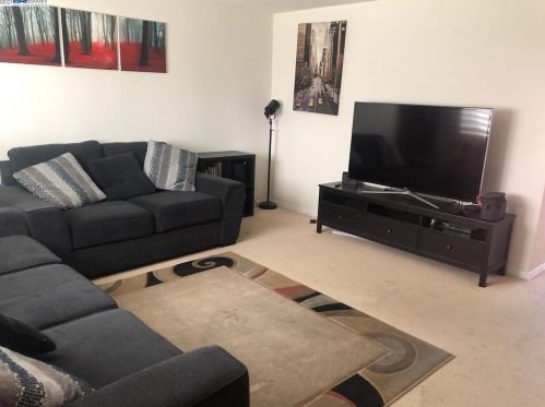 2372 Belvedere Ave, San Leandro, CA 94577-6548
