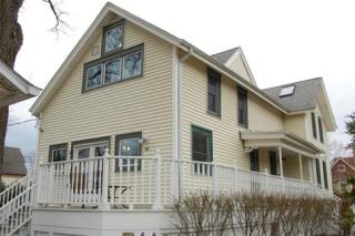 7537 Oakhill Ave, Milwaukee, WI 53213-1724