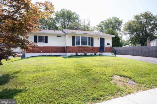 3 Charring Ln, New Castle, DE 19720-2307