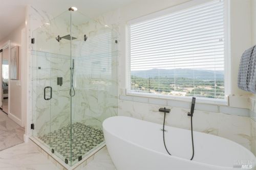 380 Tehuacan Rd, Ukiah CA  exterior