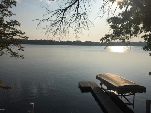 1201 Geneva Dr, Alex, MN 56308-8505