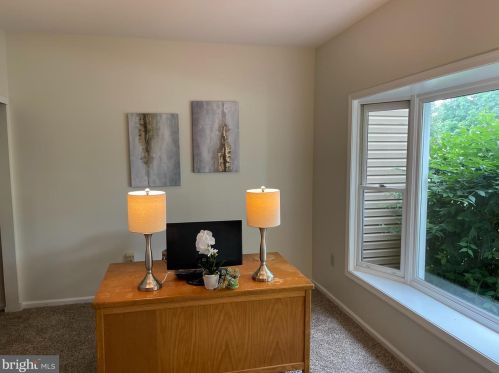 32 Windward Ct, Collegeville PA  19426-2869 exterior