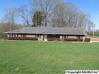 425 Corders Crossroads Rd, Fayetteville TN  37334-6916 exterior
