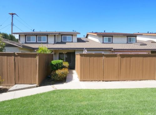 22330 Harbor Ridge Ln, Torrance, CA 90502-2431
