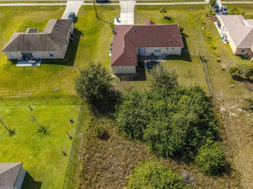 2558 Sunniland Blvd, Lehigh Acres FL 33971-5298 exterior