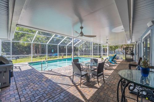 6100 Green Blvd, Naples FL  34116-4824 exterior