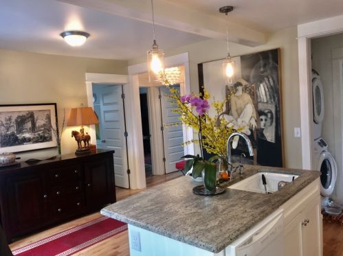 41 Theresa Ave, Salem NH  03079-3960 exterior