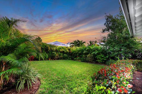 1353 Bourne Dr, Jupiter FL 33458-2915 exterior