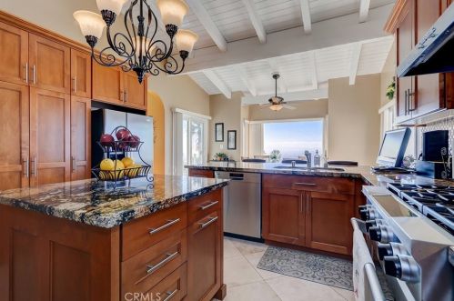 30525 Rhone Dr, Rancho Palos Verdes CA  90275-5742 exterior
