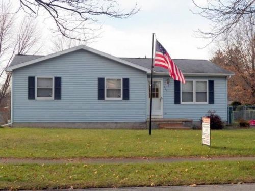 224 Woodcock Dr, Girard, PA 16417-9733