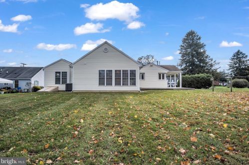 19 Skyport Rd, Navy Sup Dpt PA  17050-2329 exterior