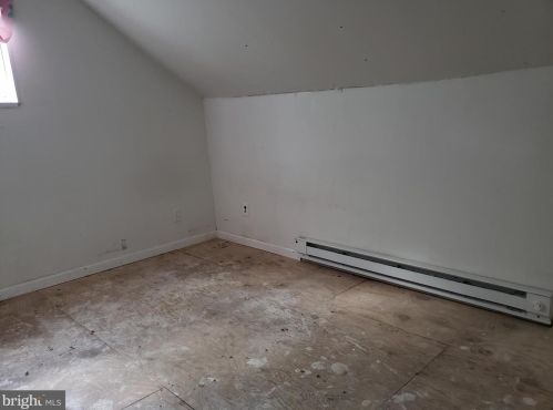 474 Deptford Ave, West Deptford NJ  08093-2235 exterior