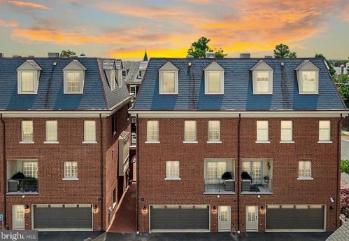 317 George St, Fredericksburg VA  22401-5815 exterior