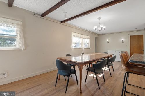 130 Delp Rd, Lancaster PA  17601-3906 exterior