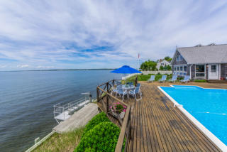 1170 Willow Terrace Ln, Orient Point, NY 11957-2003