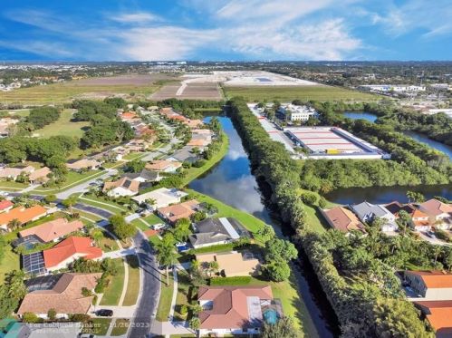 20044 Back Nine Dr, Boca Raton FL  33498-4707 exterior