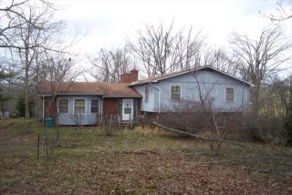 1155 Plateau Rd, Crossville, TN 38571-2081