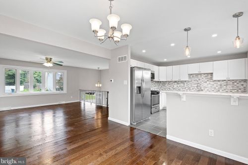 1104 Overhill Ct, Wilmington DE  19810-3108 exterior