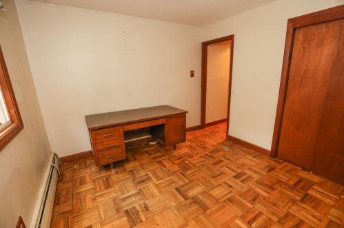 16 Fordway Rd, Raymond NH  03077-2459 exterior