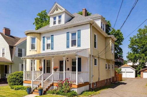 41 Liberty St, New Britain, CT 06052-1427