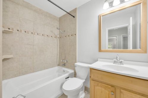6631 Mercedes Ave, Citrus Heights CA  95621-5413 exterior