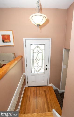 188 Windsor Ave, Southampton PA  18966-3334 exterior