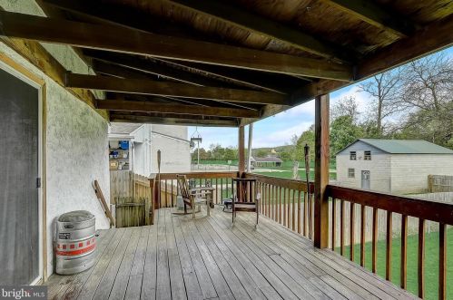 132 Viaduct Ave, Downingtown PA  19335-2847 exterior