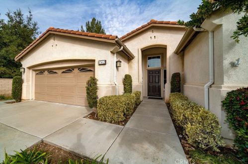 1562 Green Creek Trl, Beaumont CA  92223-7364 exterior