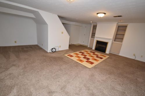 2074 Galbraith Rd, Cincinnati OH  45215-5634 exterior