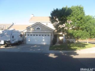 5600 Sun Gold Dr, Salida, CA 95368-8005