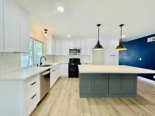 1120 Caperton St, Lancaster, CA 93535-3333