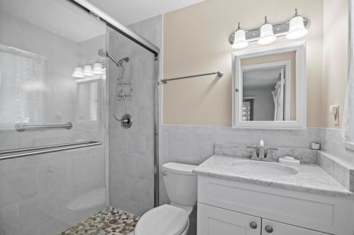 809 Meadowlark Ln, Delray Beach FL  33445-1853 exterior