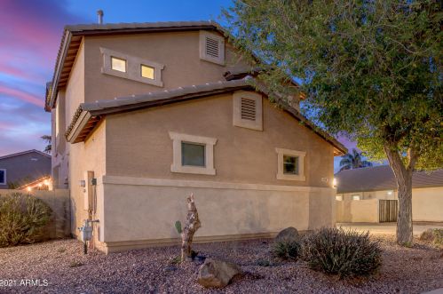 1016 Holstein Trl, San Tan Valley, AZ 85143-4899