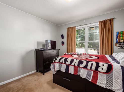 3230 Weeping Spruce Dr, Darbydale OH  43123-1490 exterior