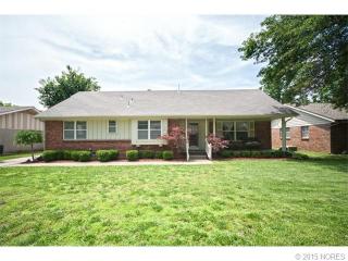 5330 Yorktown Ave, Tulsa, OK 74105-6448