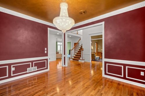 1018 Old Orchard Dr, Gibsonia PA  15044-6080 exterior