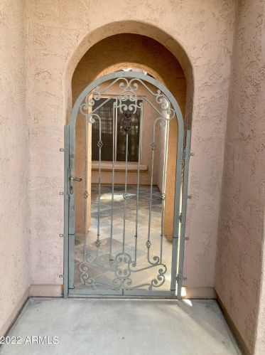 2040 Chimney Rock Rd, Phoenix, AZ 85085-2793